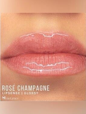 LipSense by Sengence. Shade: Rose Champagne. NWT.